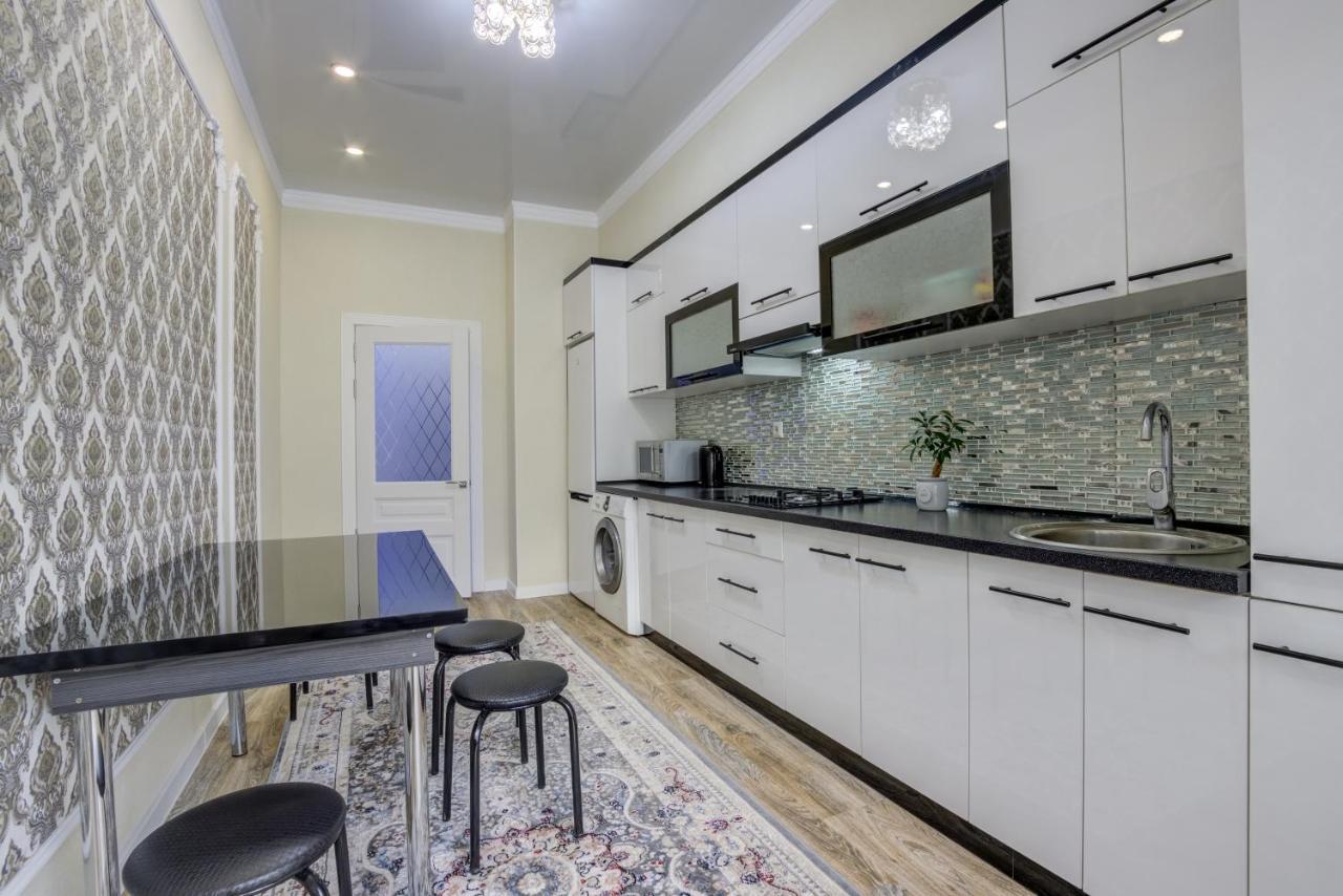 Apartmán 2-Ком Квартира Biškek Exteriér fotografie